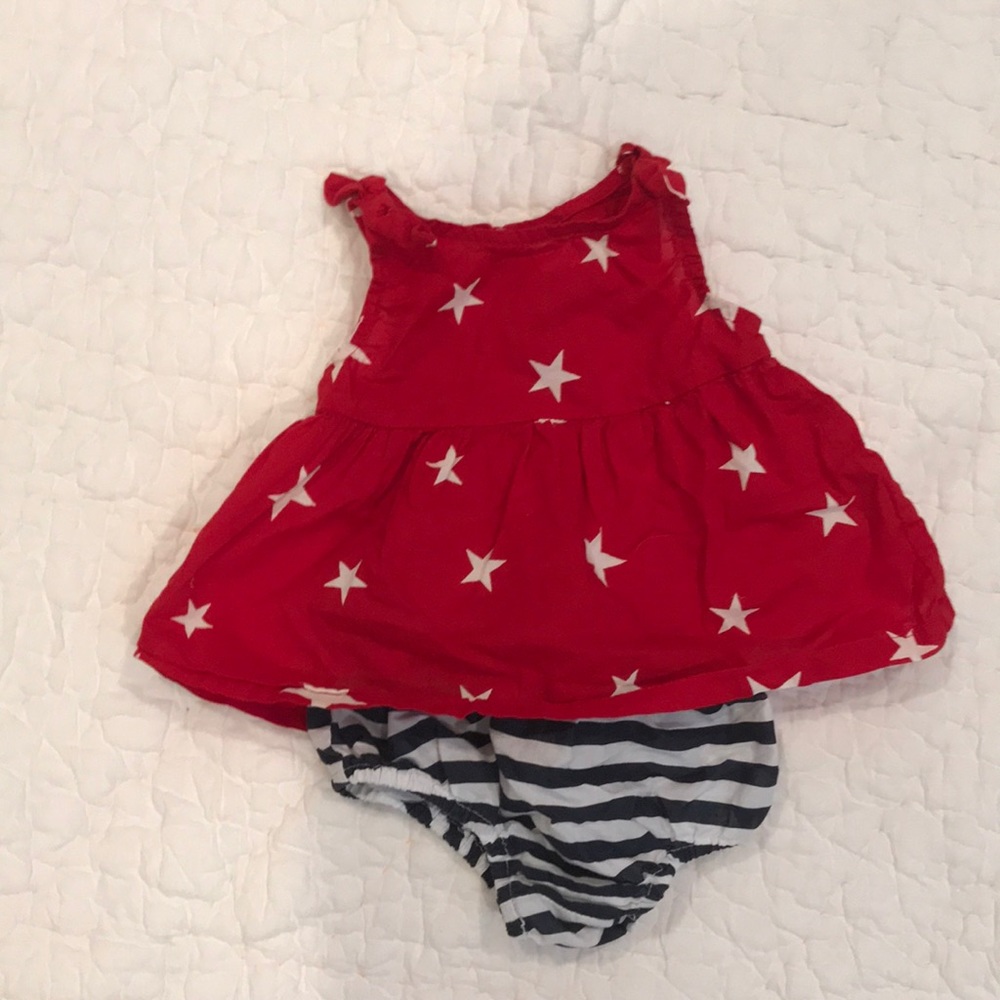 Starts and stripes Old Navy outfit 12-18M
